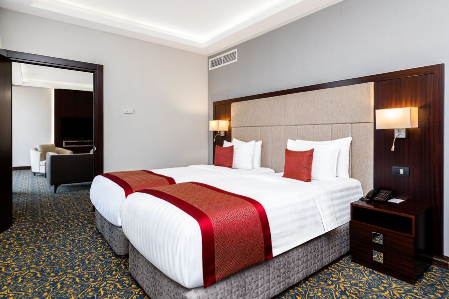 2-Bedroom Presidential Suite, 1 King Bed, 2 Single Beds