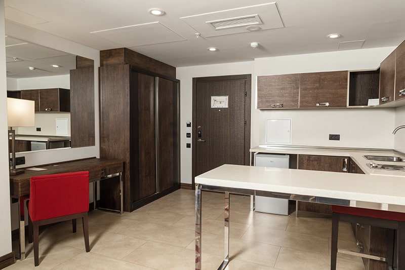 Deluxe Double with kitchenette - 1 king bed: 50sqm